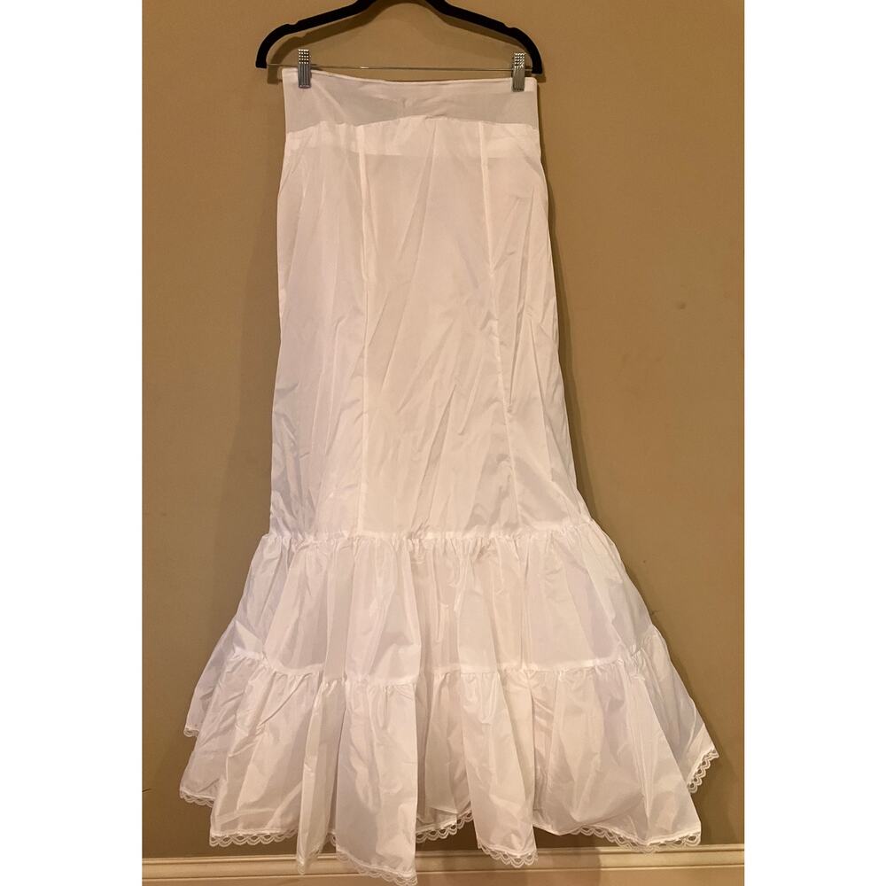 David's Bridal White Bridal Petticoat Skirt